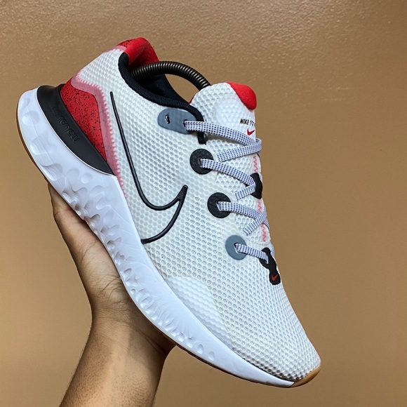 Nike Renew Run “White University Red Black Gum” Size 10.5 - Picture 6 of 16
